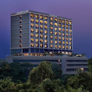 Courtyard By Marriott Ahmedabad Sindhu Bhavan Road